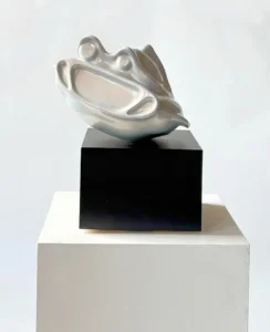 Chip: sculpture by William Nelson